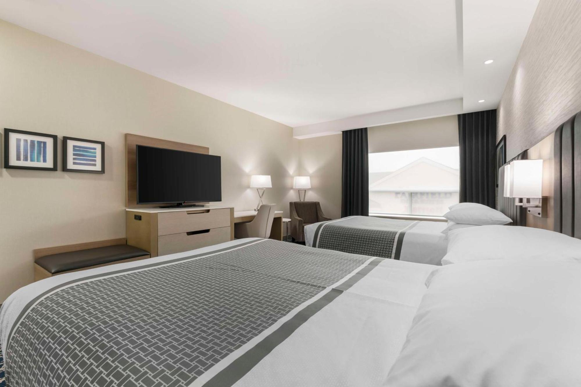 Best Western Premier Route 97 Vernon Exteriör bild